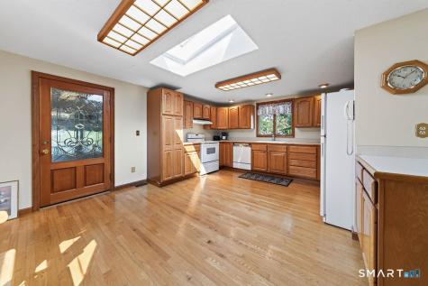 50 Summit Avenue East Haven CT 06512