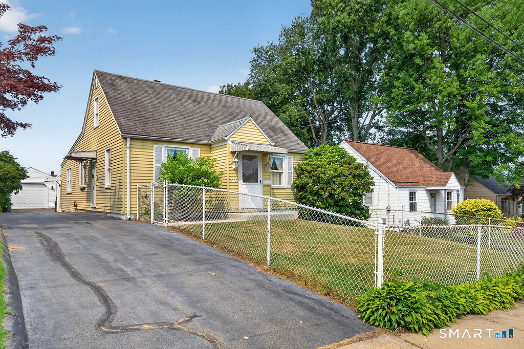 50 Summit Avenue East Haven CT 06512