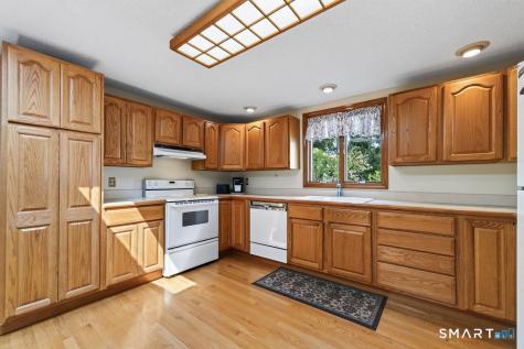 50 Summit Avenue East Haven CT 06512