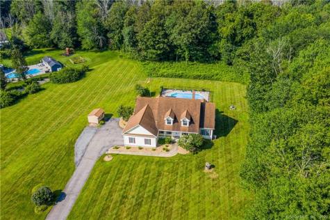 104 Meadow Ridge Drive Lebanon CT 06249
