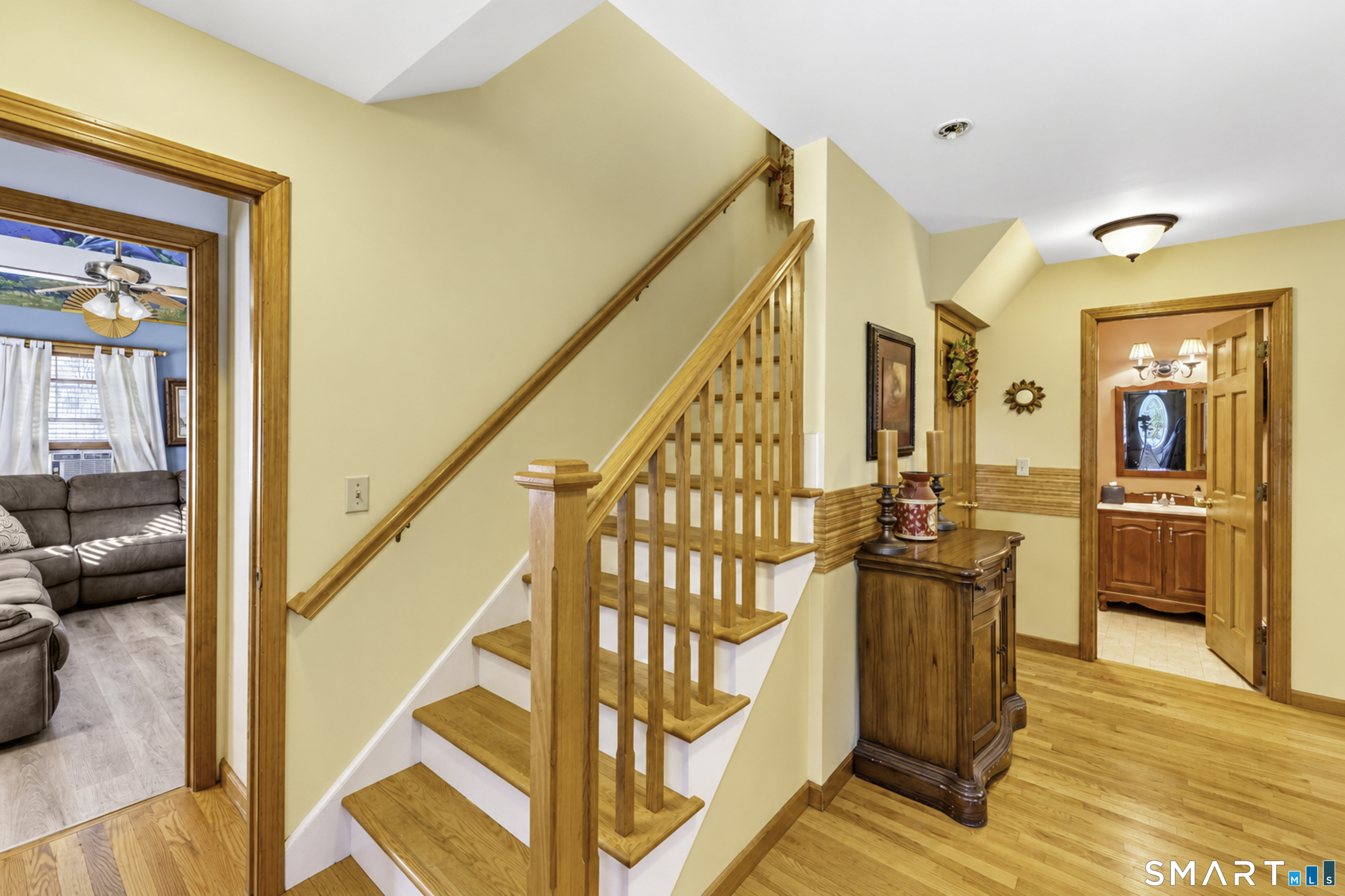 52 Buckingham Road Seymour CT 06483