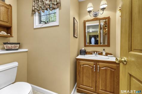 52 Buckingham Road Seymour CT 06483