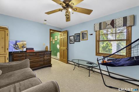 52 Buckingham Road Seymour CT 06483