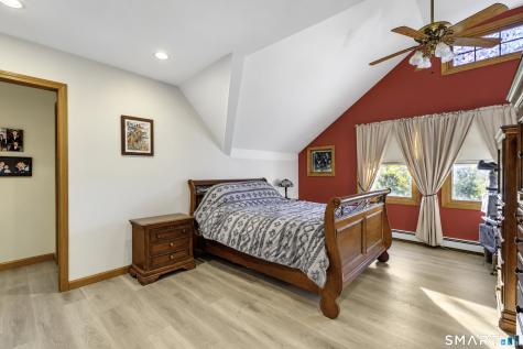 52 Buckingham Road Seymour CT 06483