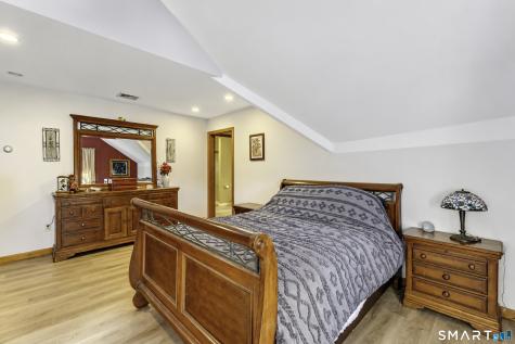 52 Buckingham Road Seymour CT 06483