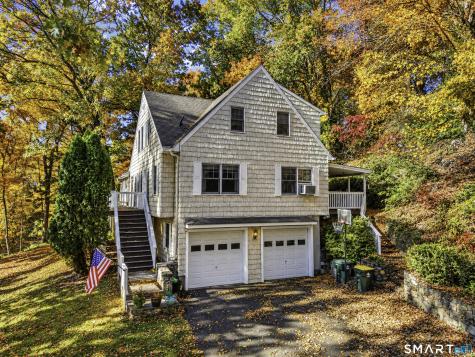 52 Buckingham Road Seymour CT 06483