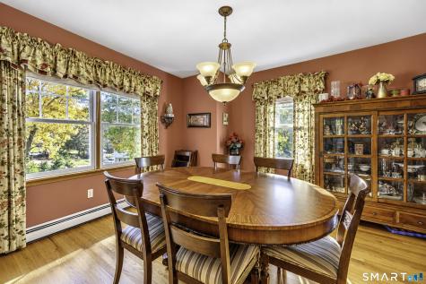 52 Buckingham Road Seymour CT 06483