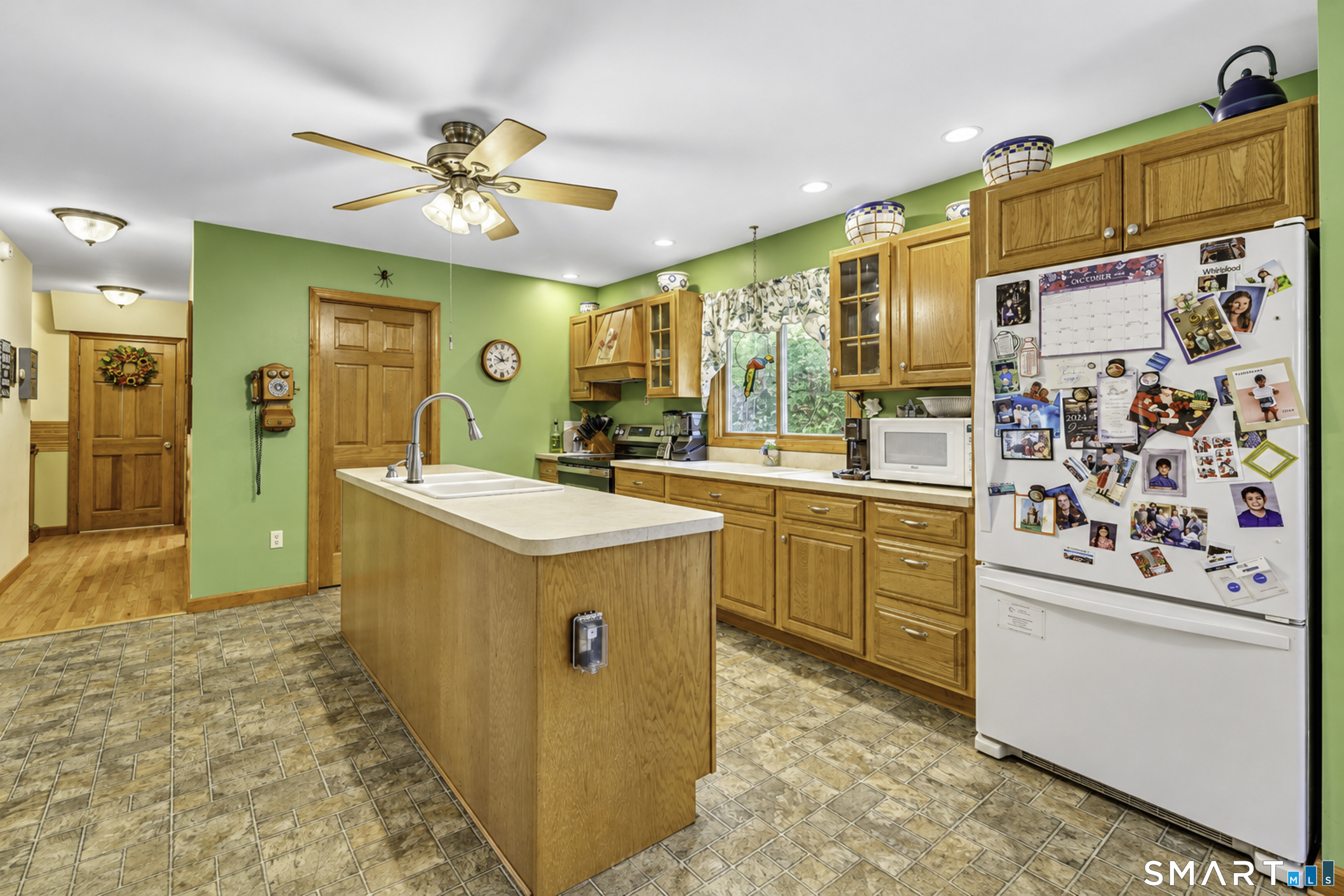 52 Buckingham Road Seymour CT 06483