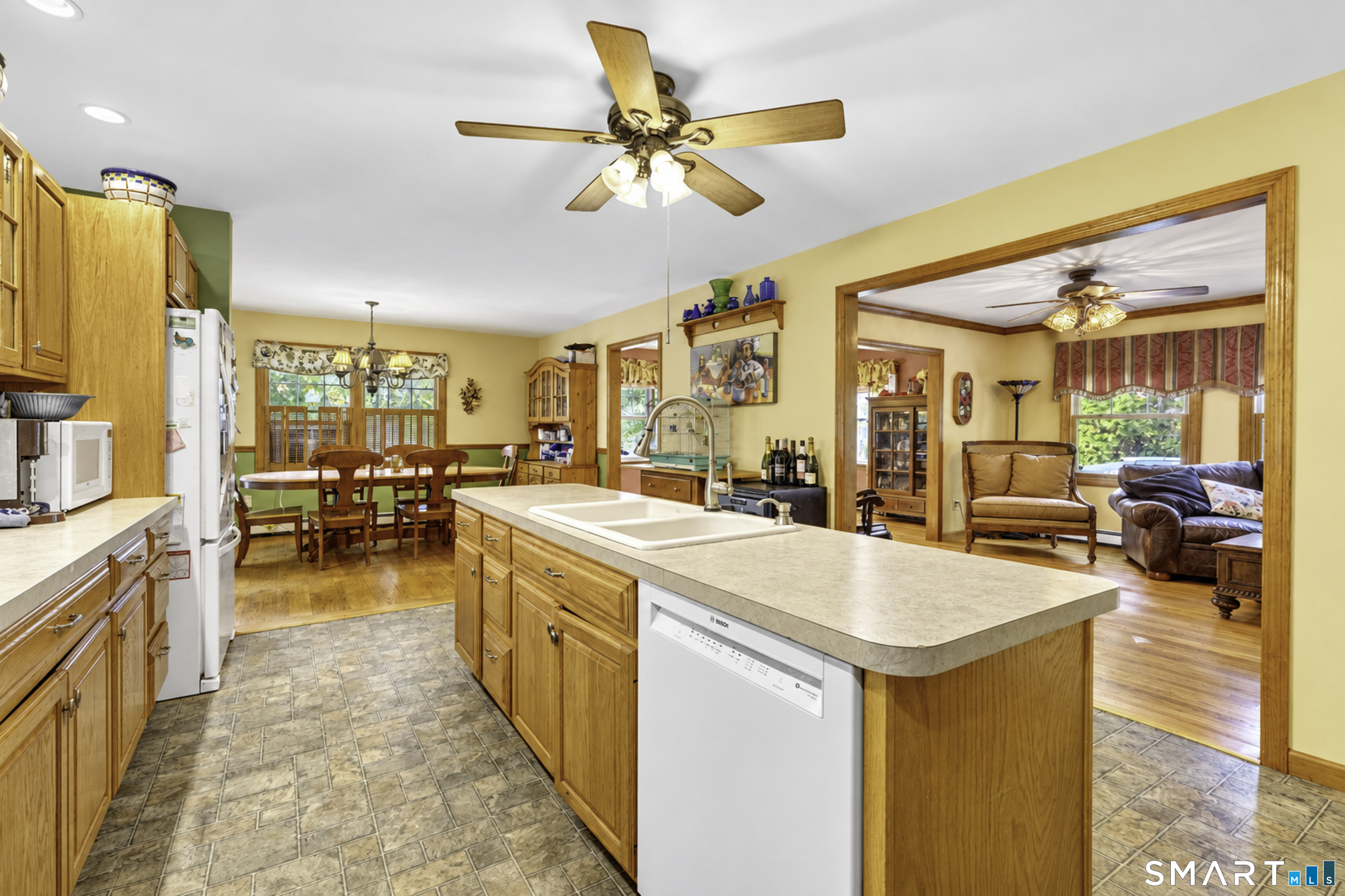 52 Buckingham Road Seymour CT 06483