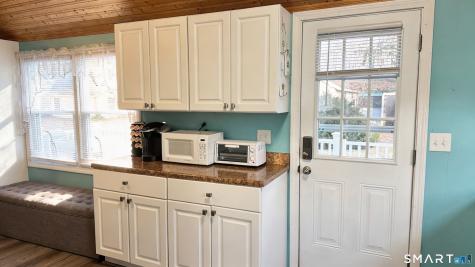 16 North Street Madison CT 06443