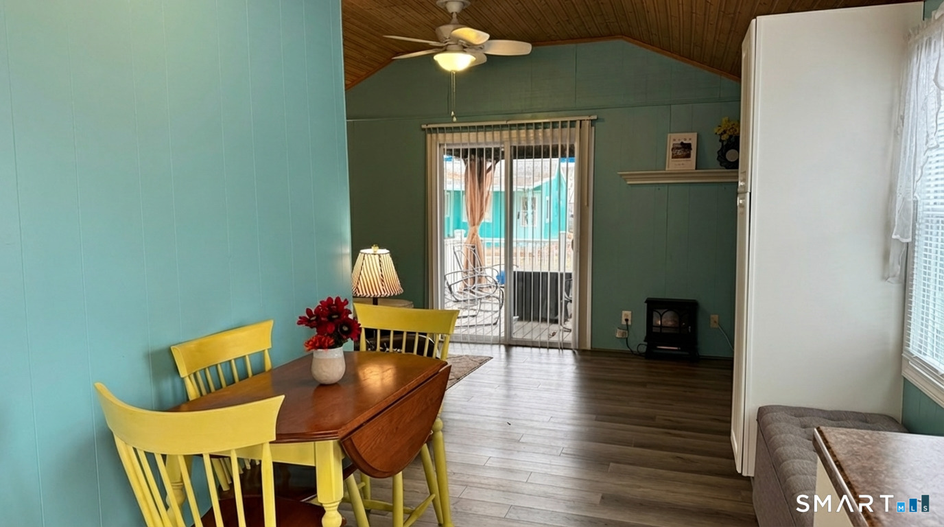 16 North Street Madison CT 06443