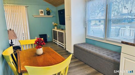 16 North Street Madison CT 06443