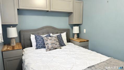 16 North Street Madison CT 06443