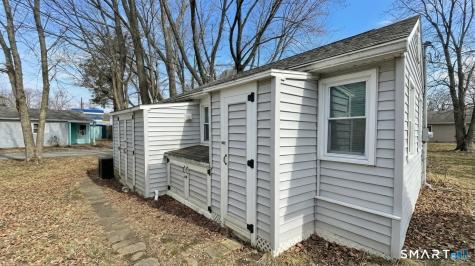 16 North Street Madison CT 06443