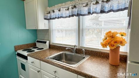 16 North Street Madison CT 06443