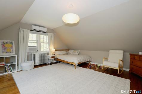 18 Head Of Meadow Road Newtown CT 06470