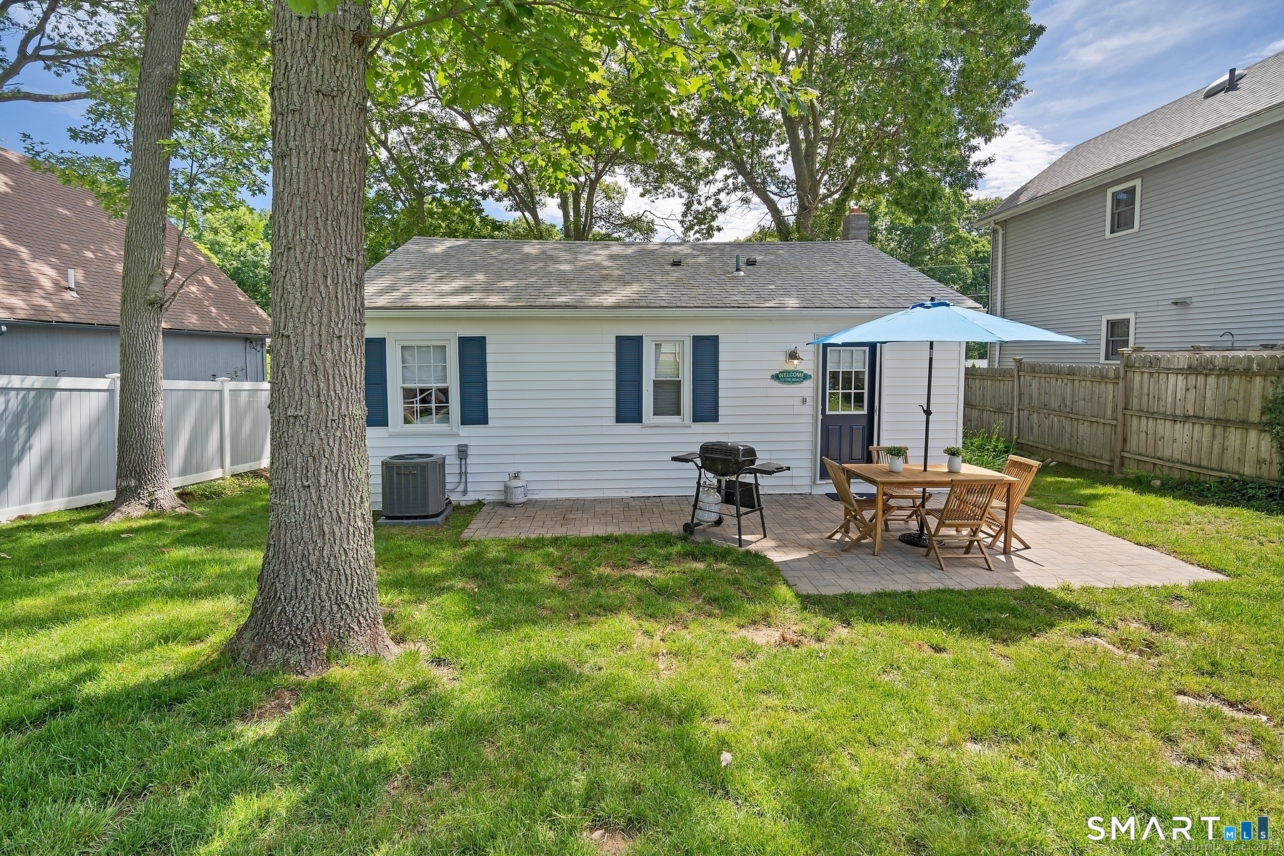 76 South Edgewood Road East Lyme CT 06357