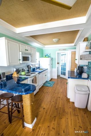 127 Shore Road Clinton CT 06413