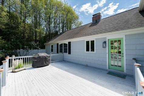 43 Green Knolls Lane Fairfield CT 06824