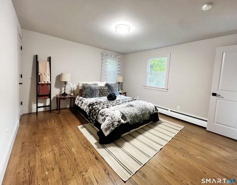 32 Forest North Court Hamden CT 06518