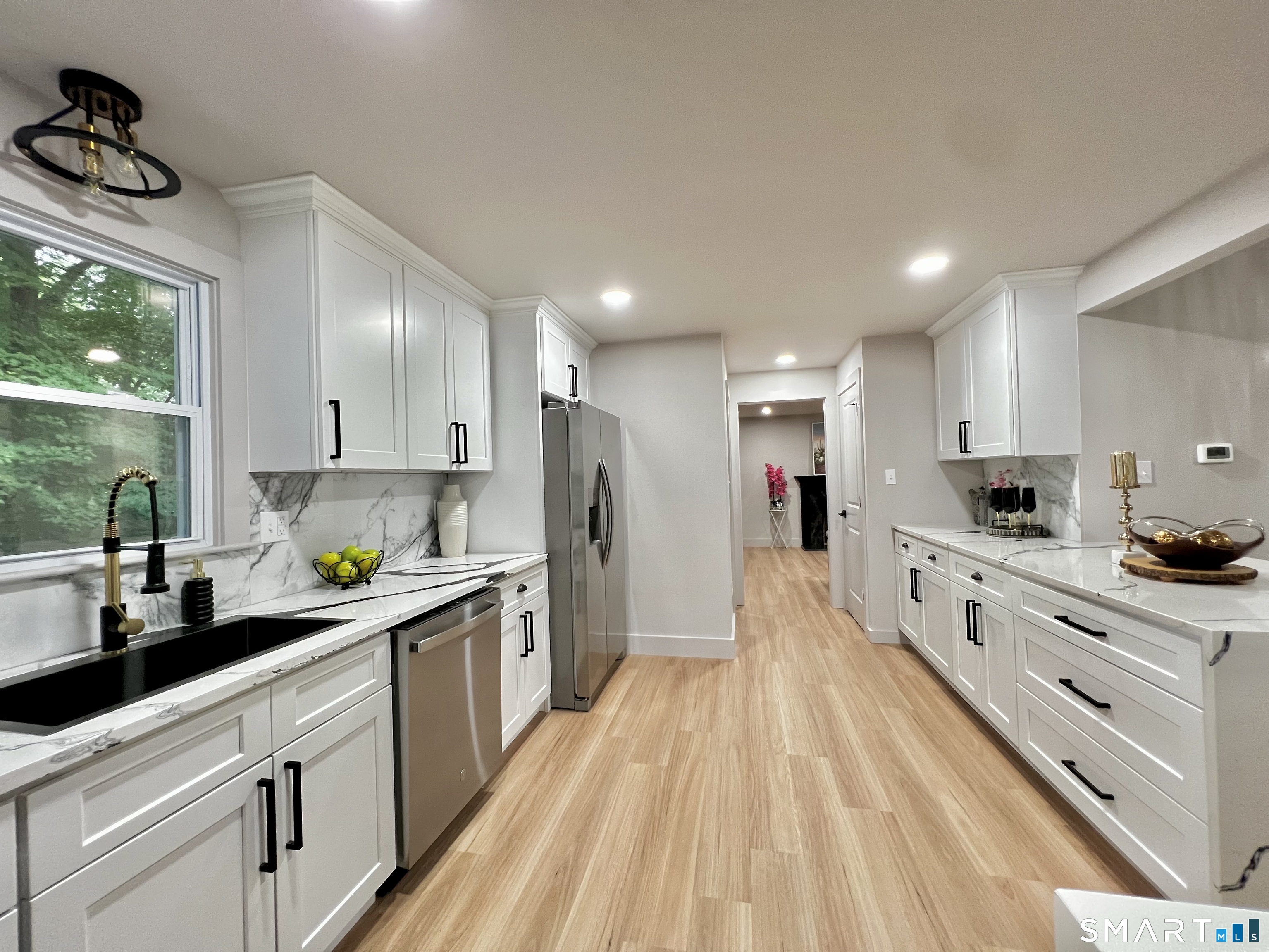 32 Forest North Court Hamden CT 06518