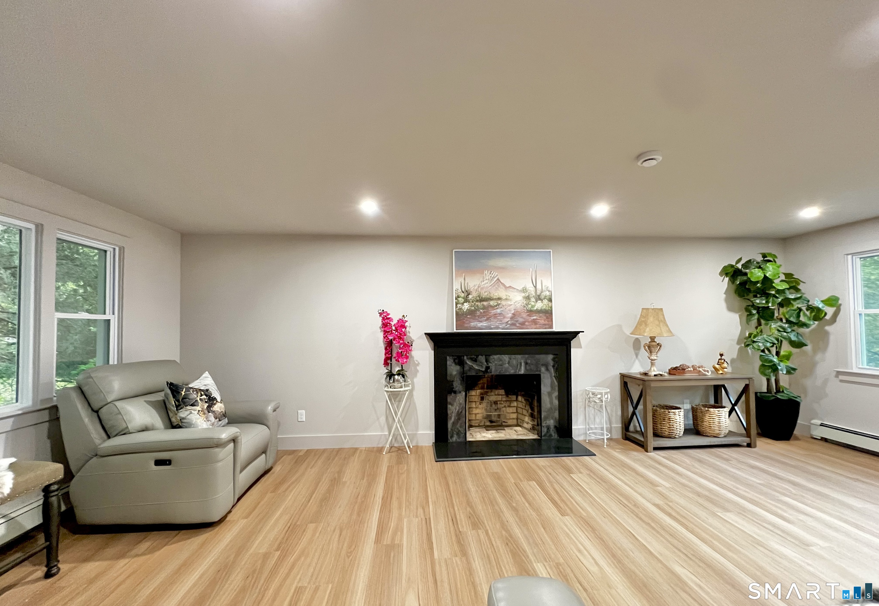 32 Forest North Court Hamden CT 06518