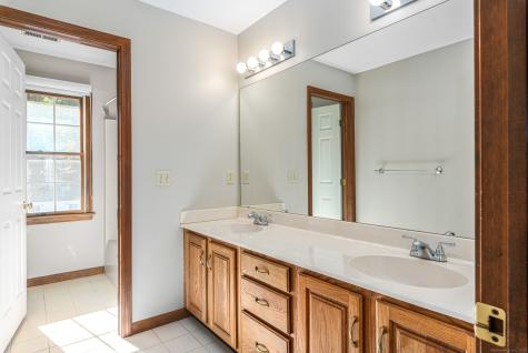 35 Cantlewood Drive Somers CT 06071