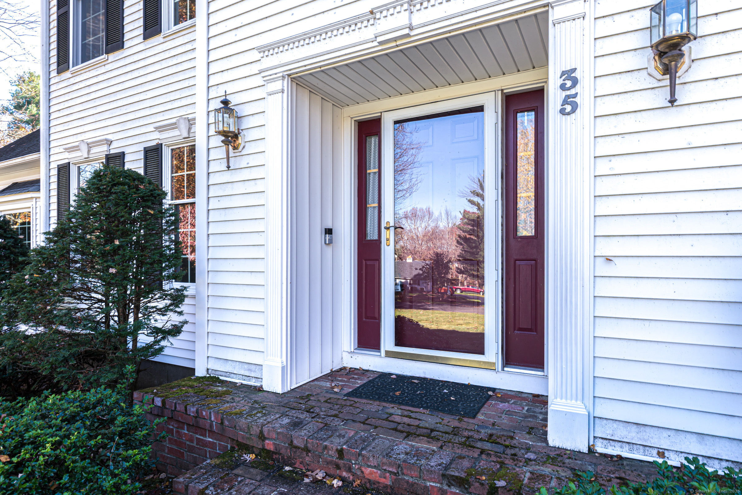 35 Cantlewood Drive Somers CT 06071