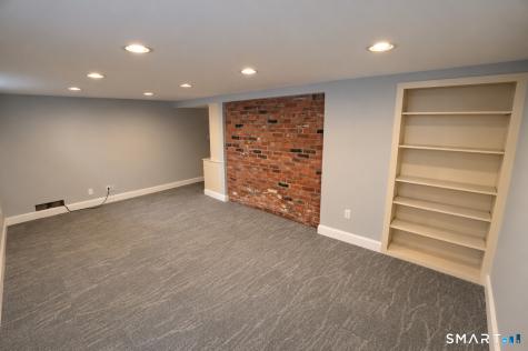 33 Byrd Road Wethersfield CT 06109