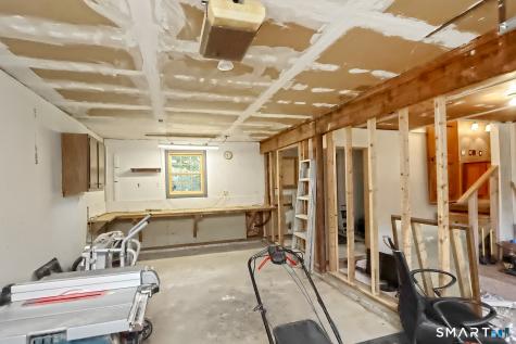 154 Benz Street Ansonia CT 06401