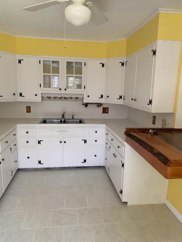 13 Curtis Street Norwich CT 06360