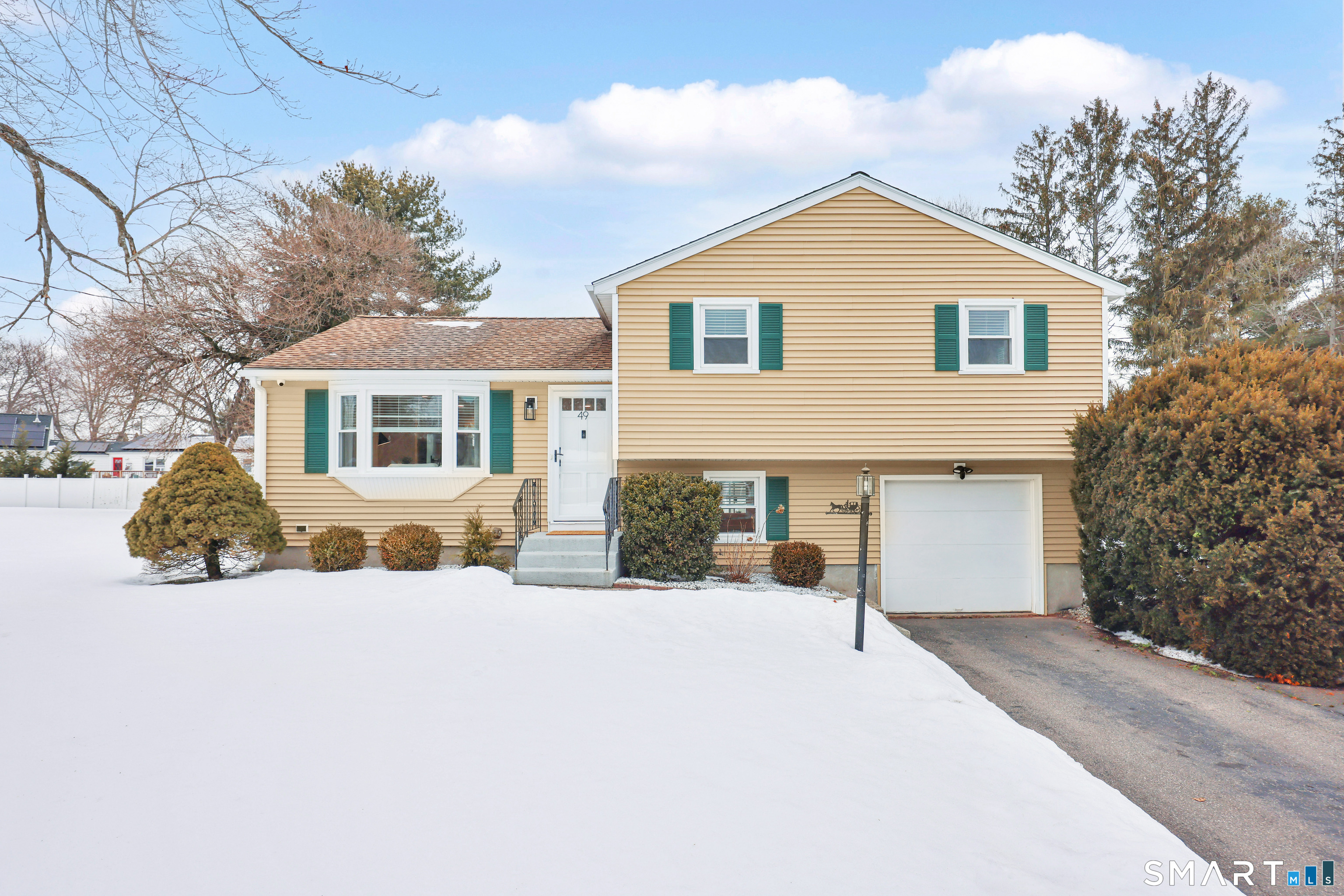 49 Lancaster Road Glastonbury CT 06033