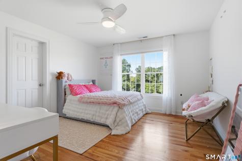 23 Salmon Run East Hampton CT 06424