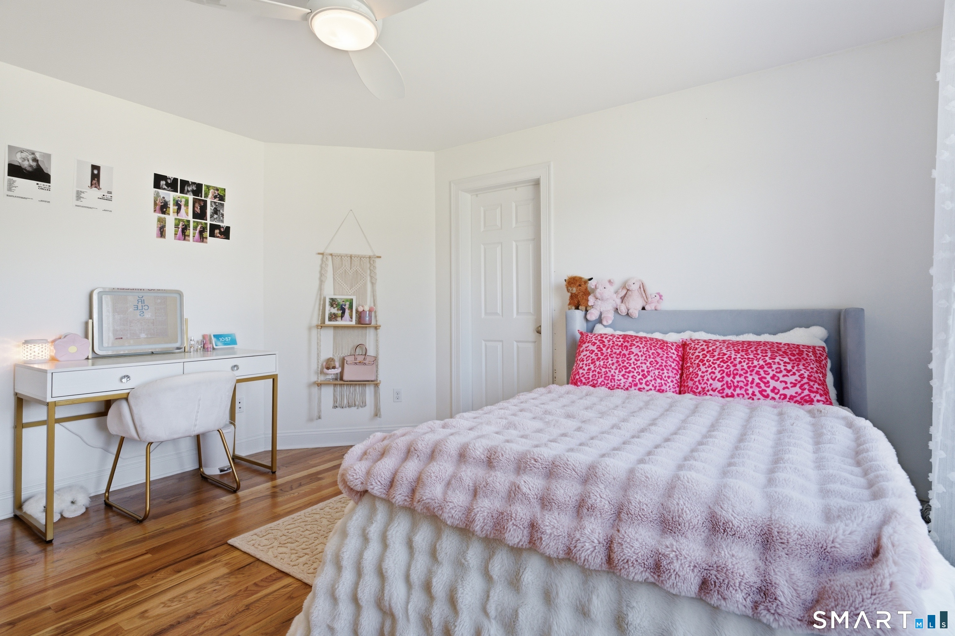 23 Salmon Run East Hampton CT 06424