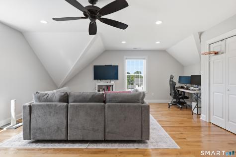 23 Salmon Run East Hampton CT 06424