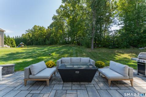 23 Salmon Run East Hampton CT 06424