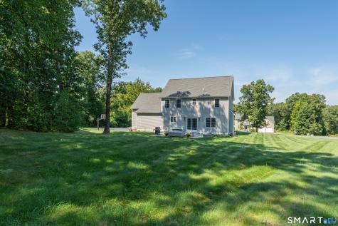 23 Salmon Run East Hampton CT 06424