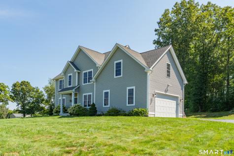 23 Salmon Run East Hampton CT 06424
