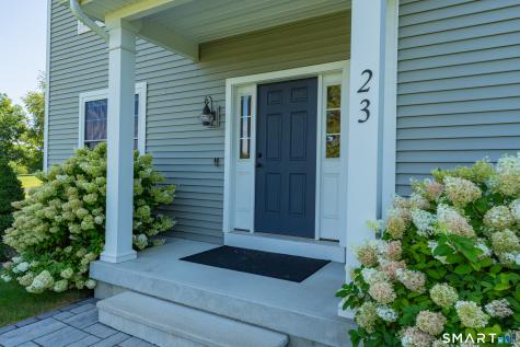 23 Salmon Run East Hampton CT 06424