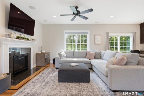23 Salmon Run East Hampton CT 06424