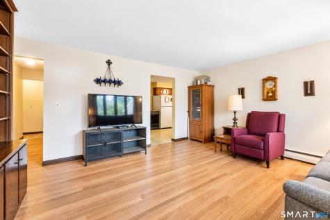 17 Greenbriar Circle Fairfield CT 06824