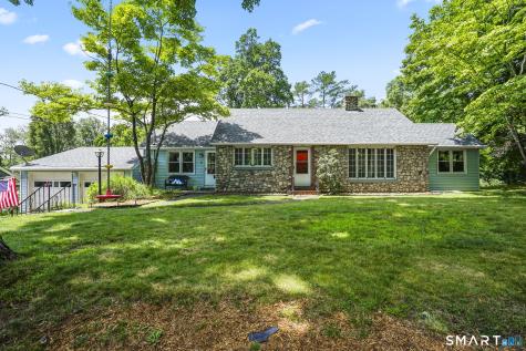 27 Bevin Boulevard East Hampton CT 06424