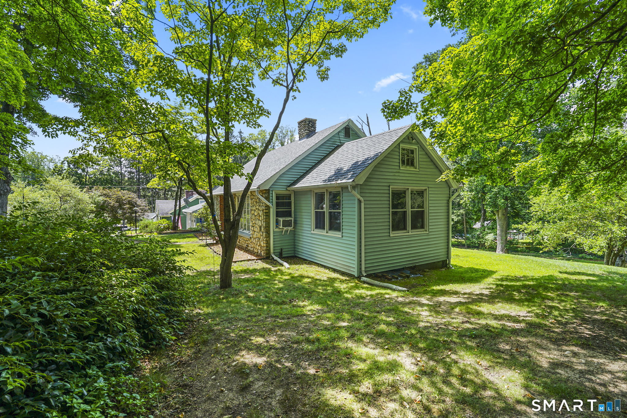 27 Bevin Boulevard East Hampton CT 06424