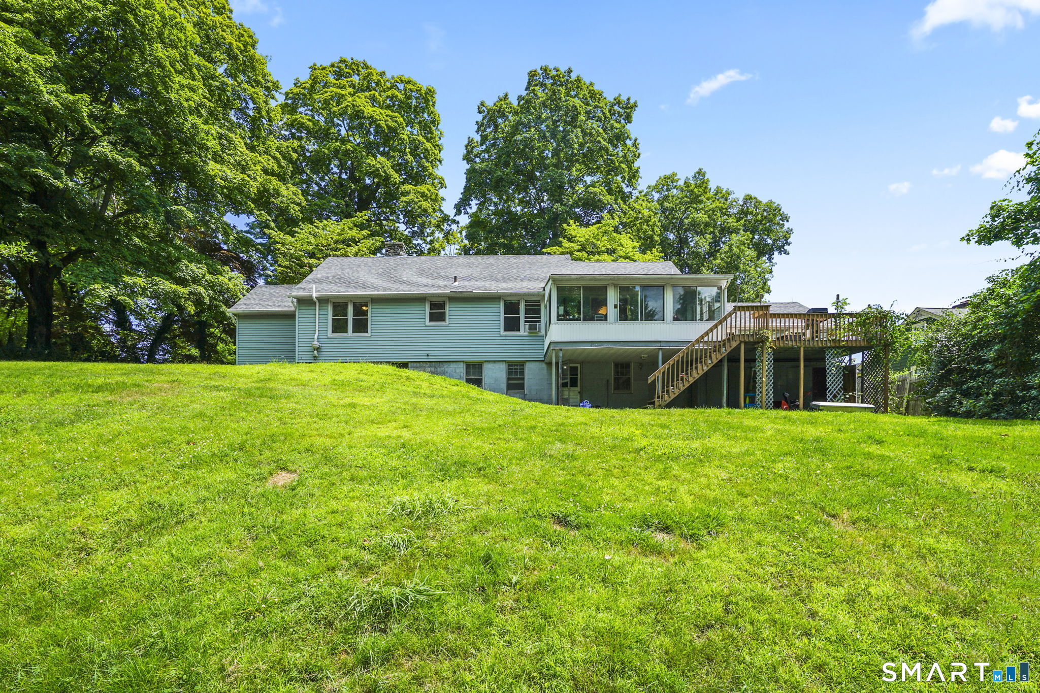 27 Bevin Boulevard East Hampton CT 06424