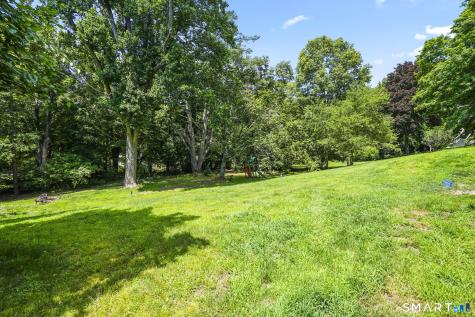 27 Bevin Boulevard East Hampton CT 06424
