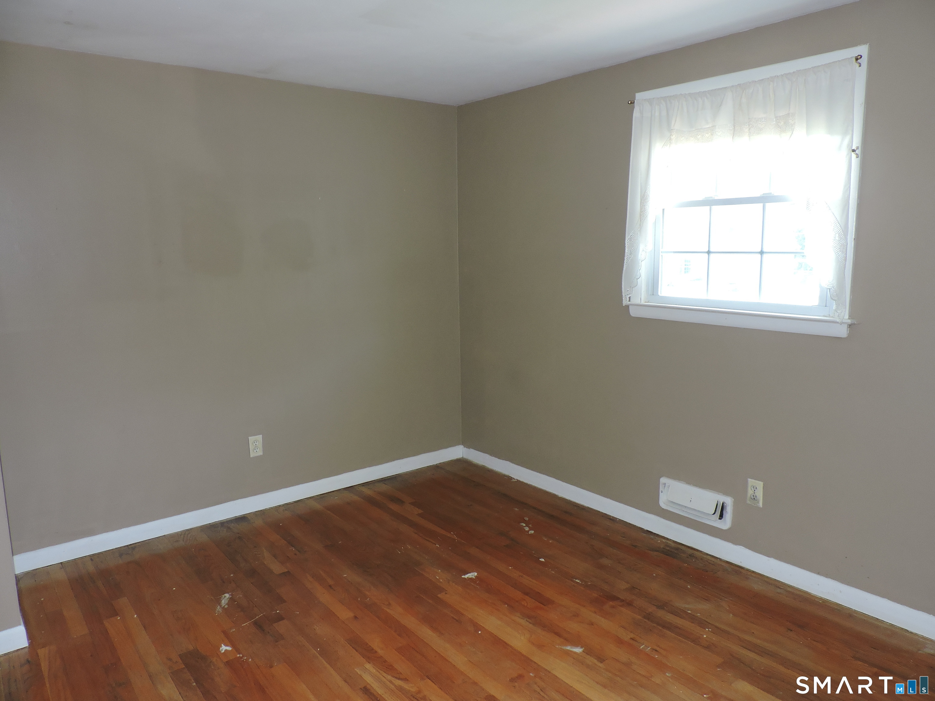 796 Avery Street South Windsor CT 06074