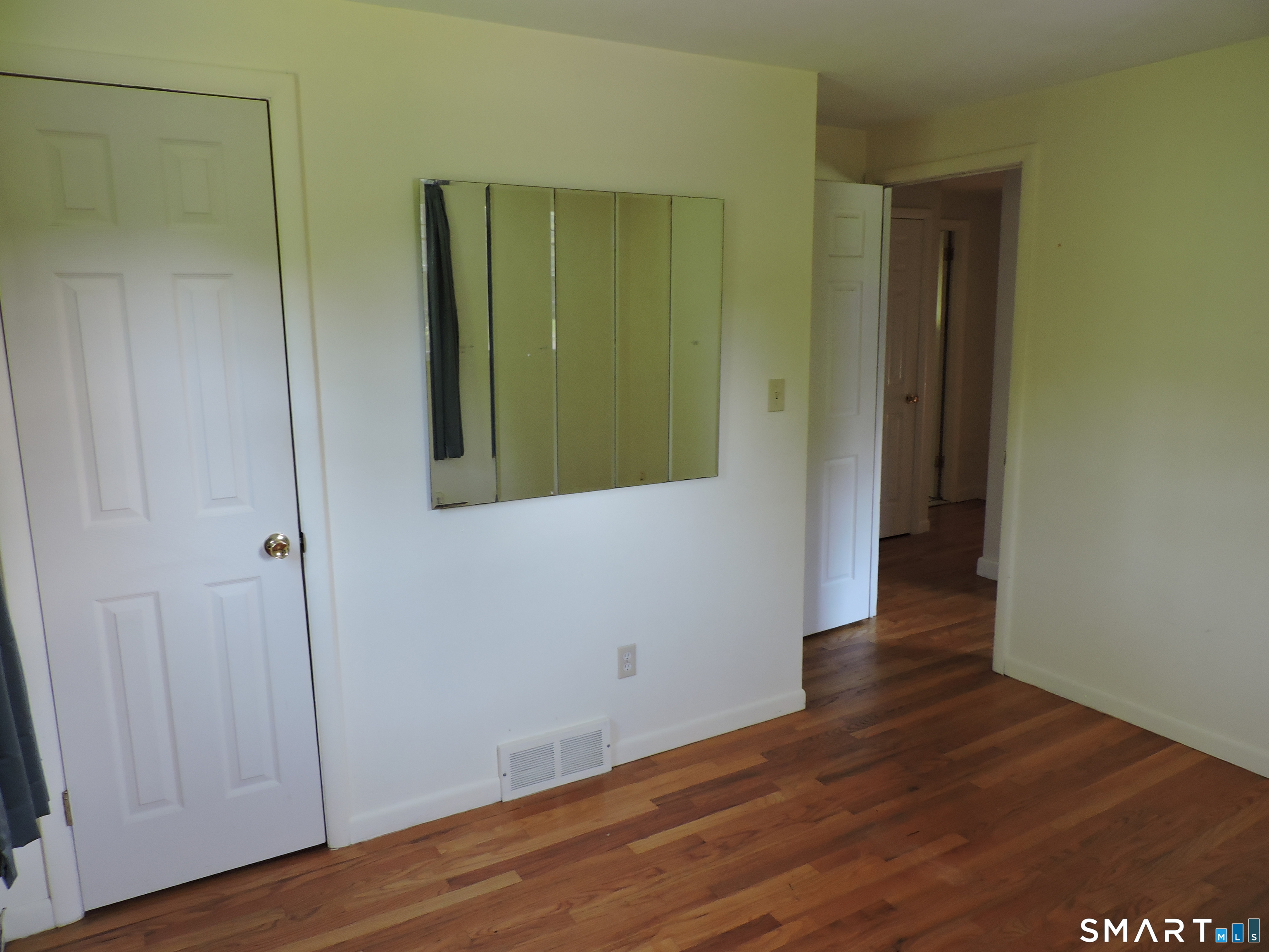 796 Avery Street South Windsor CT 06074