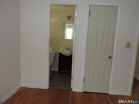 796 Avery Street South Windsor CT 06074