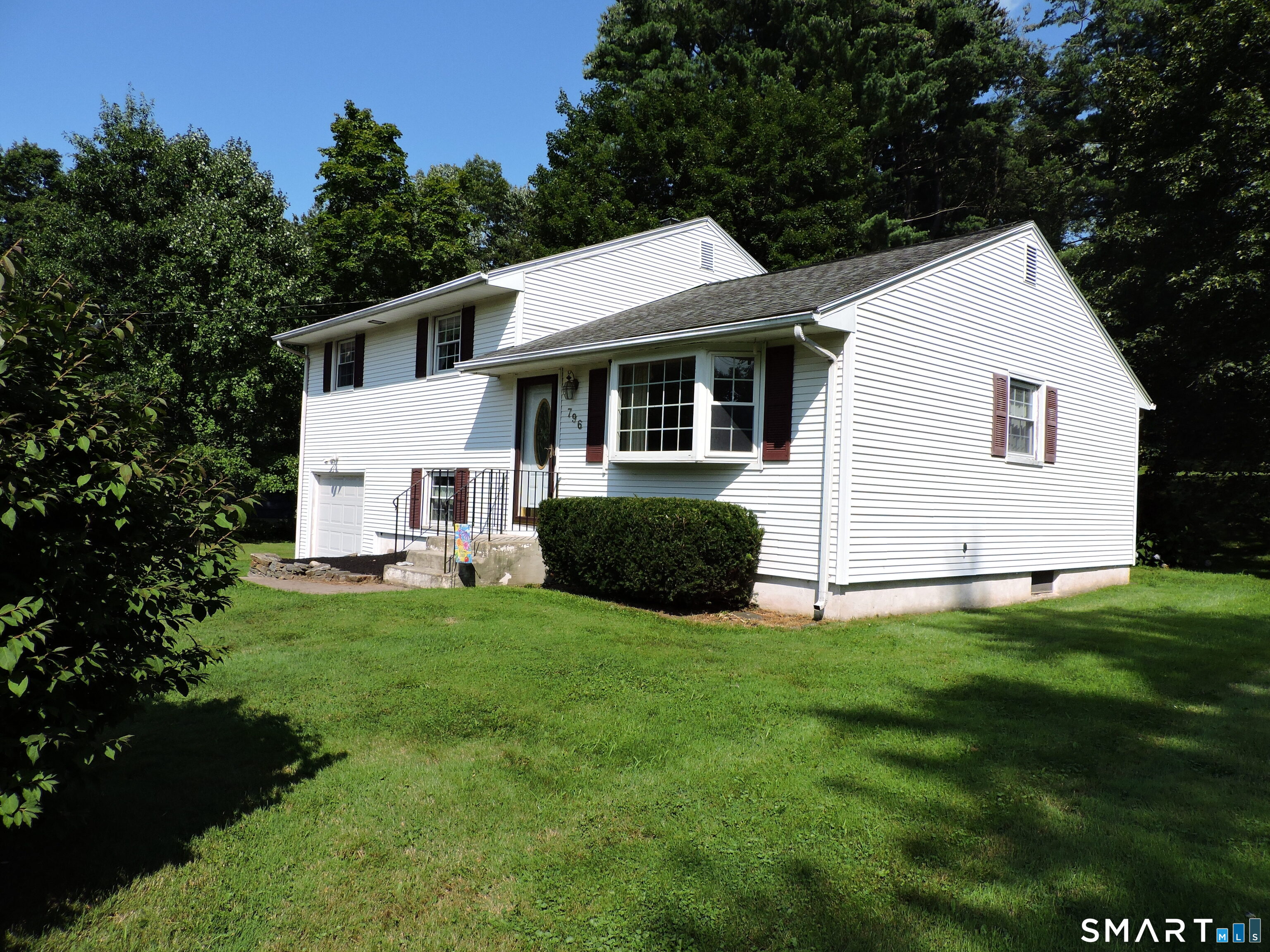 796 Avery Street South Windsor CT 06074