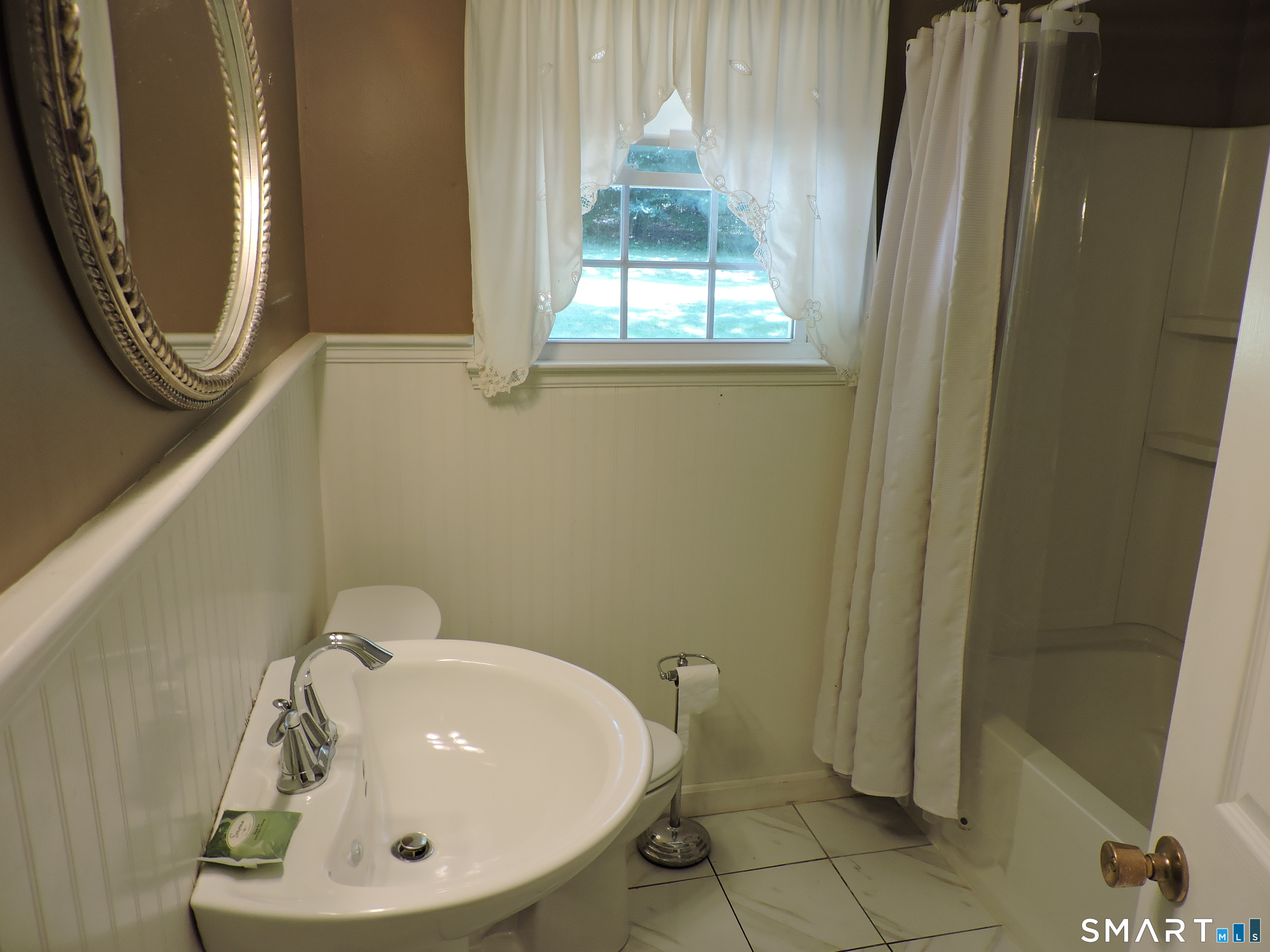 796 Avery Street South Windsor CT 06074